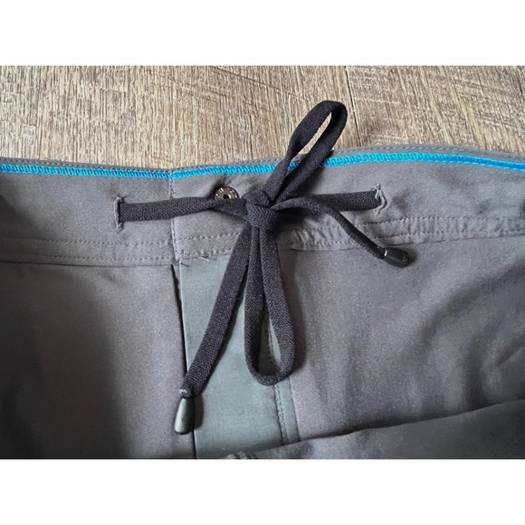 Columbia Omni Shield Gray Skirt Skort‎ Stretch Size 16/48 NWT - Picture 7 of 7